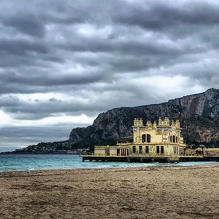 Daire Politeama By Giorgio Palermo