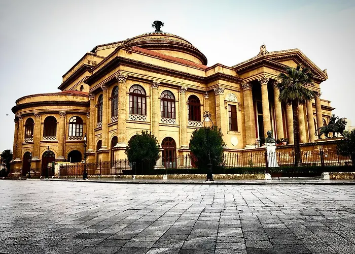 Politeama By Giorgio Apartman